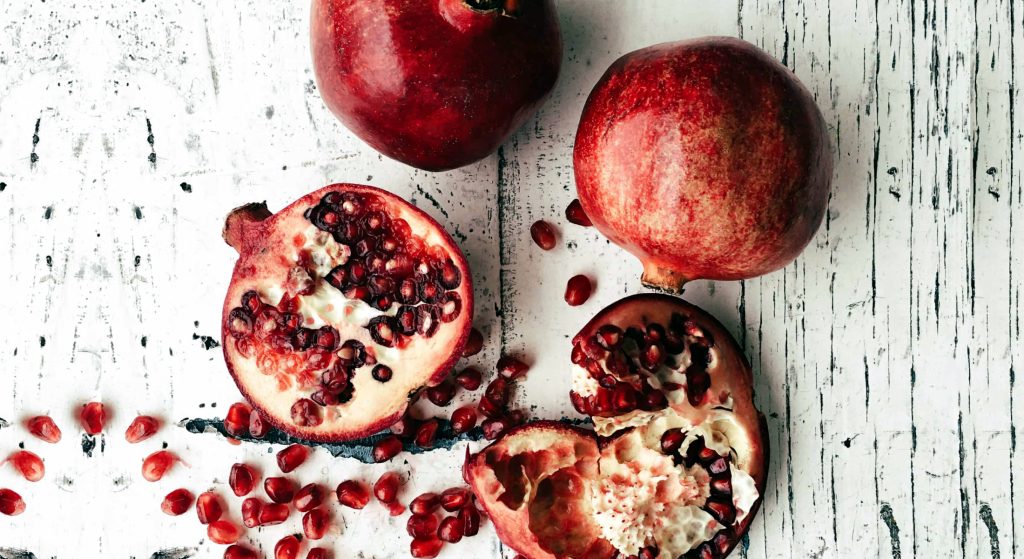 Το γνωρίζατε; – Γιατί την Πρωτοχρονιά σπάμε ρόδι;