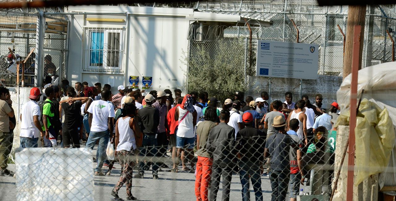 Διάλυση – «Αιτούντες» παντού: 20.000 μόνο στη Λέσβο – Νυκτερινές αποβάσεις από 247 αλλοδαπούς