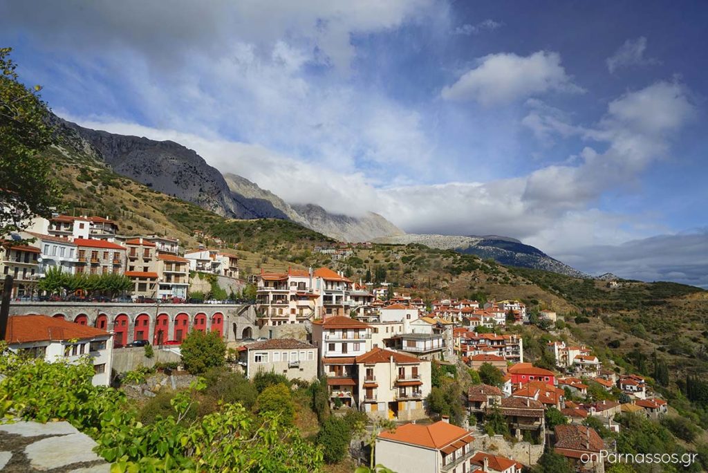 Αυτός είναι ο ιδανικός κοντινός προορισμός για Χριστούγεννα μακριά από την Αθήνα (βίντεο)