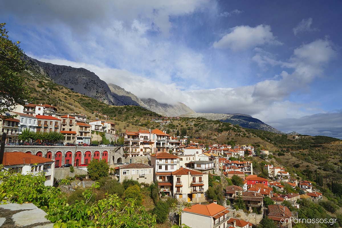 Αυτός είναι ο ιδανικός κοντινός προορισμός για Χριστούγεννα μακριά από την Αθήνα (βίντεο)