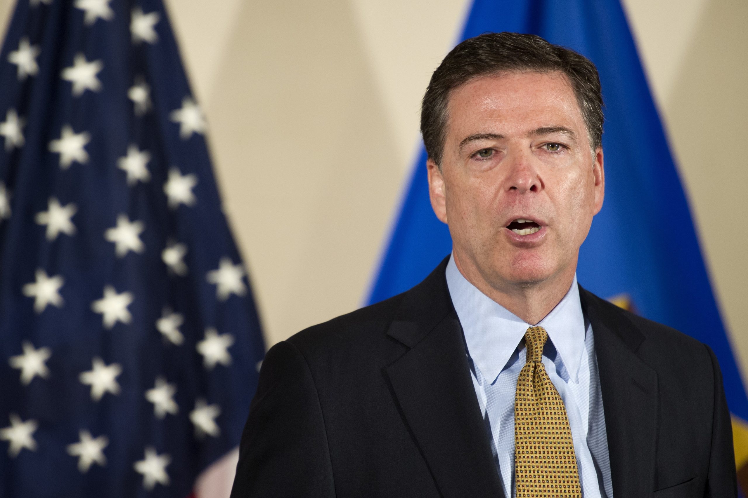 Πρώην διευθυντής του FBI: Κάναμε λάθη όταν παρακολουθούσαμε στέλεχος της διοίκησης Τραμπ