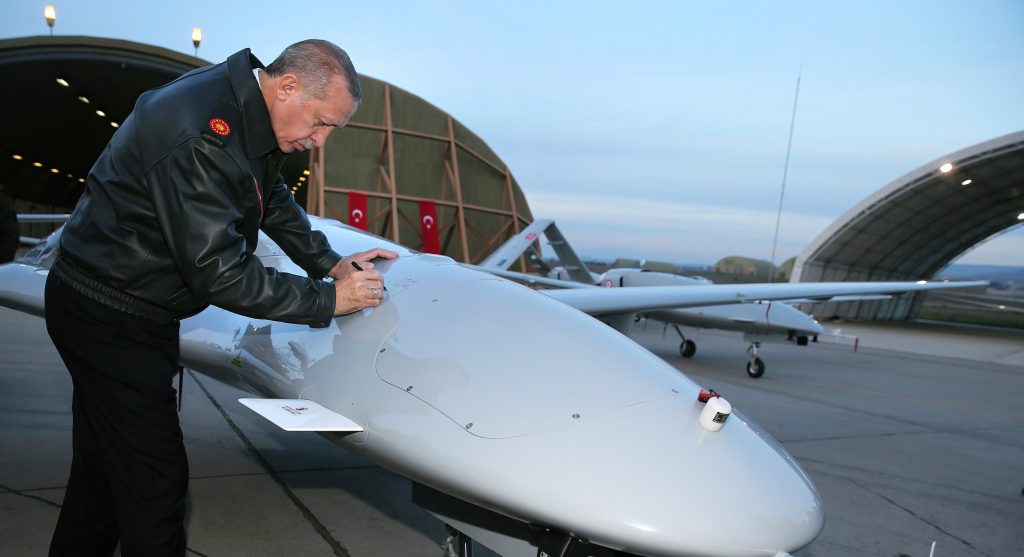 Ανάλυση: Γιατί τα τουρκικά οπλισμένα drones στα Κατεχόμενα στοχεύουν και άλλες χώρες