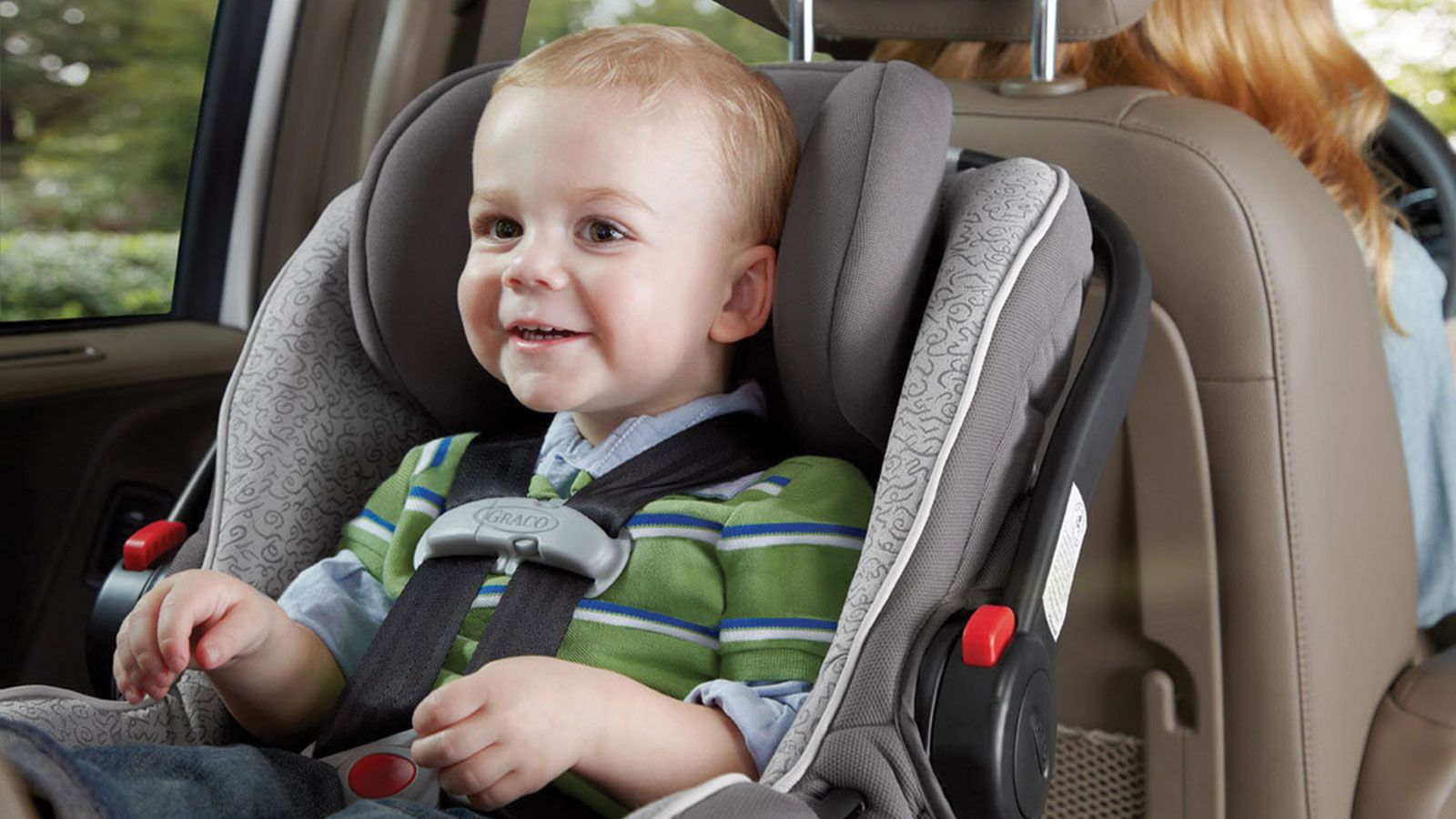 Όλα όσα πρέπει να ξέρετε για τα παιδικά καθίσματα αυτοκινήτου – Πότε είναι επικίνδυνα για τα παιδιά