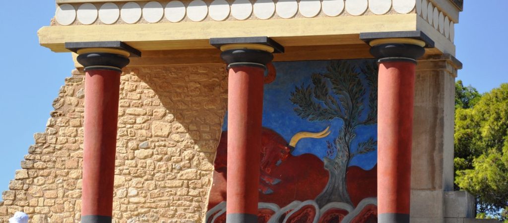 Τα πρώτα σκεύη μιας χρήσης χρησιμοποιήθηκαν στην Κνωσό και  χρονολογούνται…. το 1600 π.χ.!