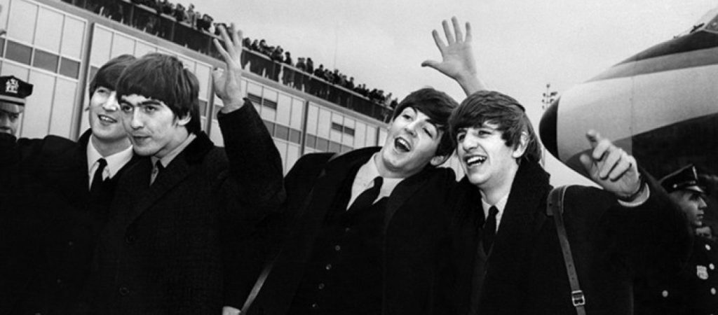 Δείτε τα γυαλιά του Τζον Λένον που πουλήθηκαν στην «εξωφρενική» τιμή των…184 χιλ δολαρίων (φώτο)