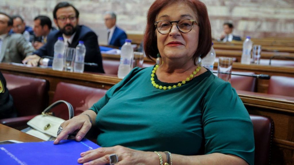 «Πυρά» της Μ.Γιαννάκου στον πρώην πρωθυπουργό Α.Σαμαρά για τον ΠτΔ