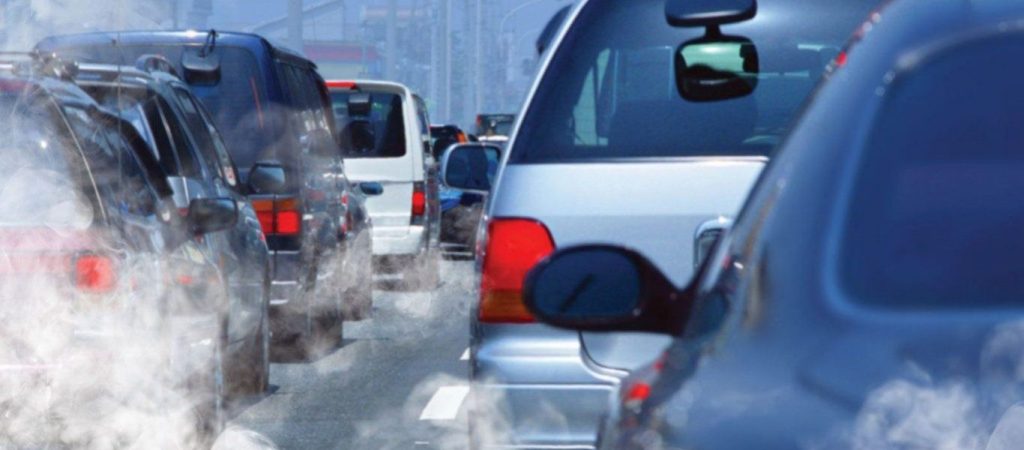 Γαλλία: Οικολογικός φόρος έως… 20.000 ευρώ στα ρυπογόνα οχήματα