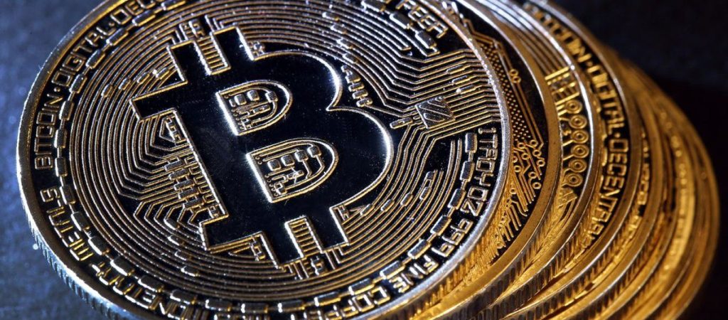 Bitcoin:  Εκτόξευση πάνω από 10%  λίγο μετά τη μεγάλη «πτώση» (φώτο)