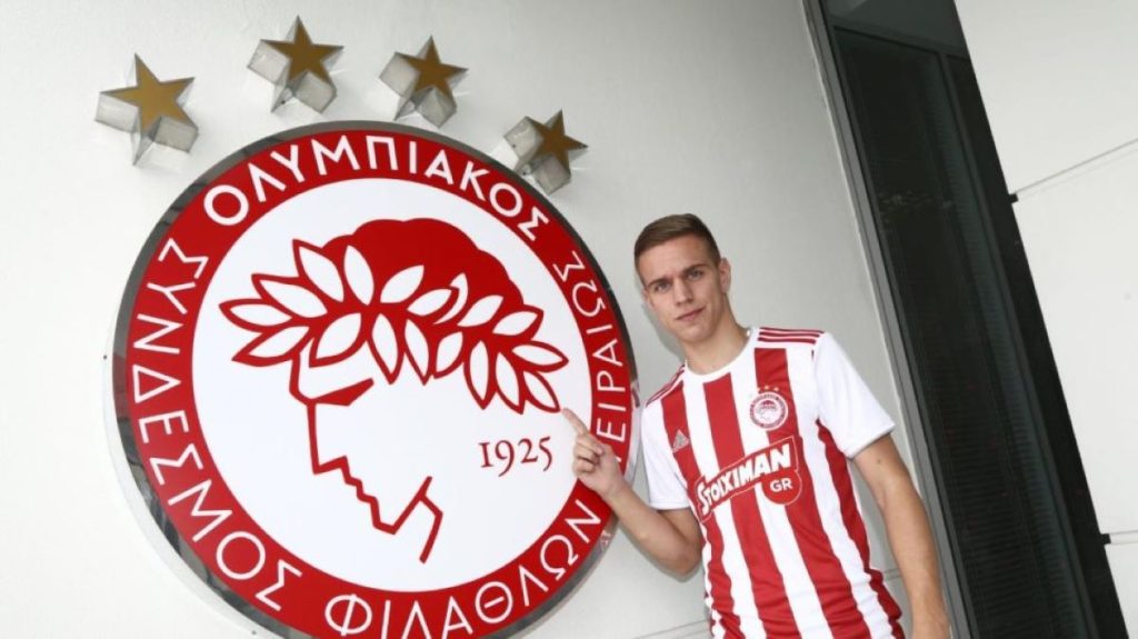 Επίσημα παίκτης του Ολυμπιακού ο Τσούμιτς (φώτο)