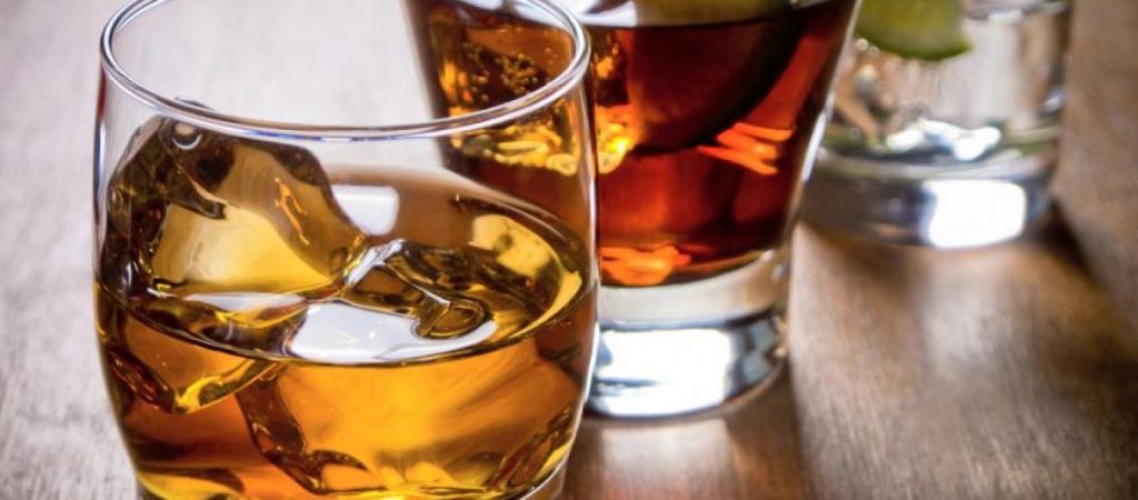 Αυτό είναι το αλκοολούχο ποτό που είναι superfood και αυξάνει τον μεταβολισμό