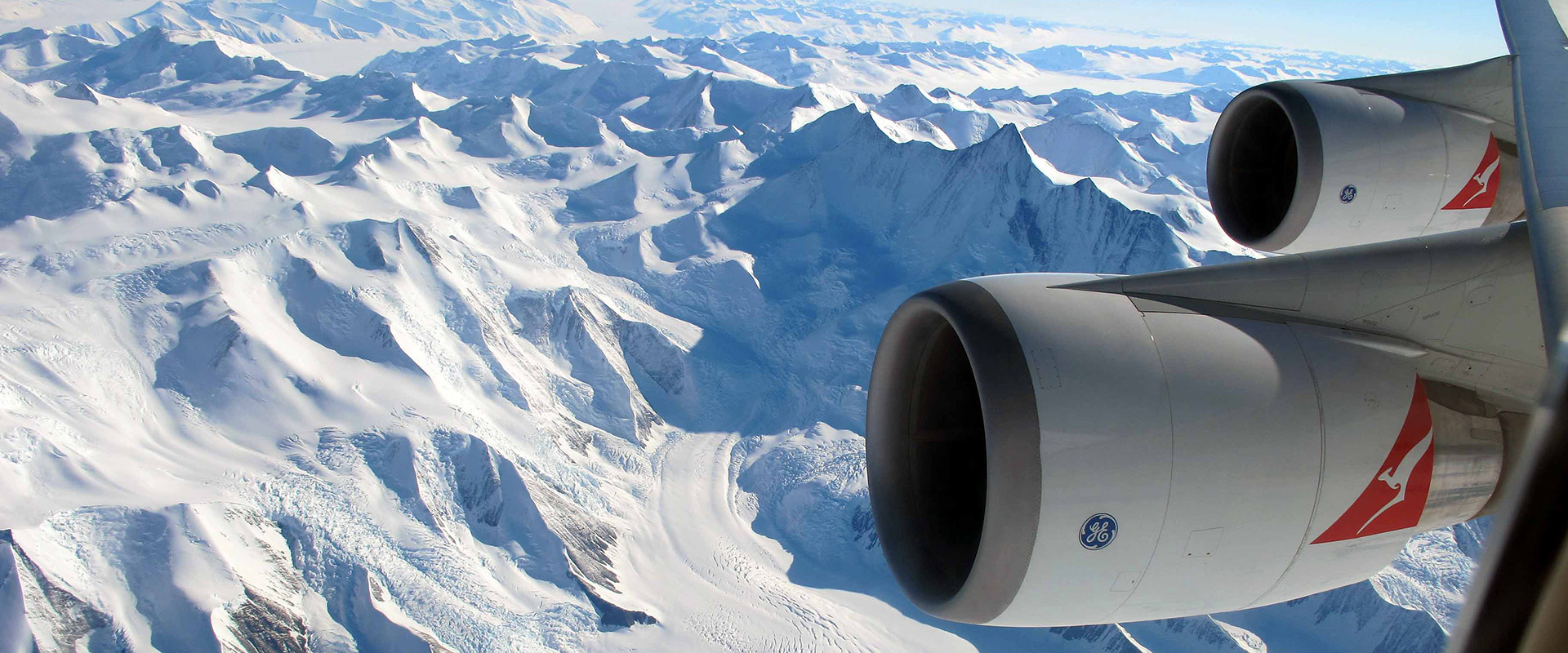 Antarctica Flights: Η μοναδική πτήση για να υποδεχτείτε το νέο χρόνο πάνω από την Ανταρκτική