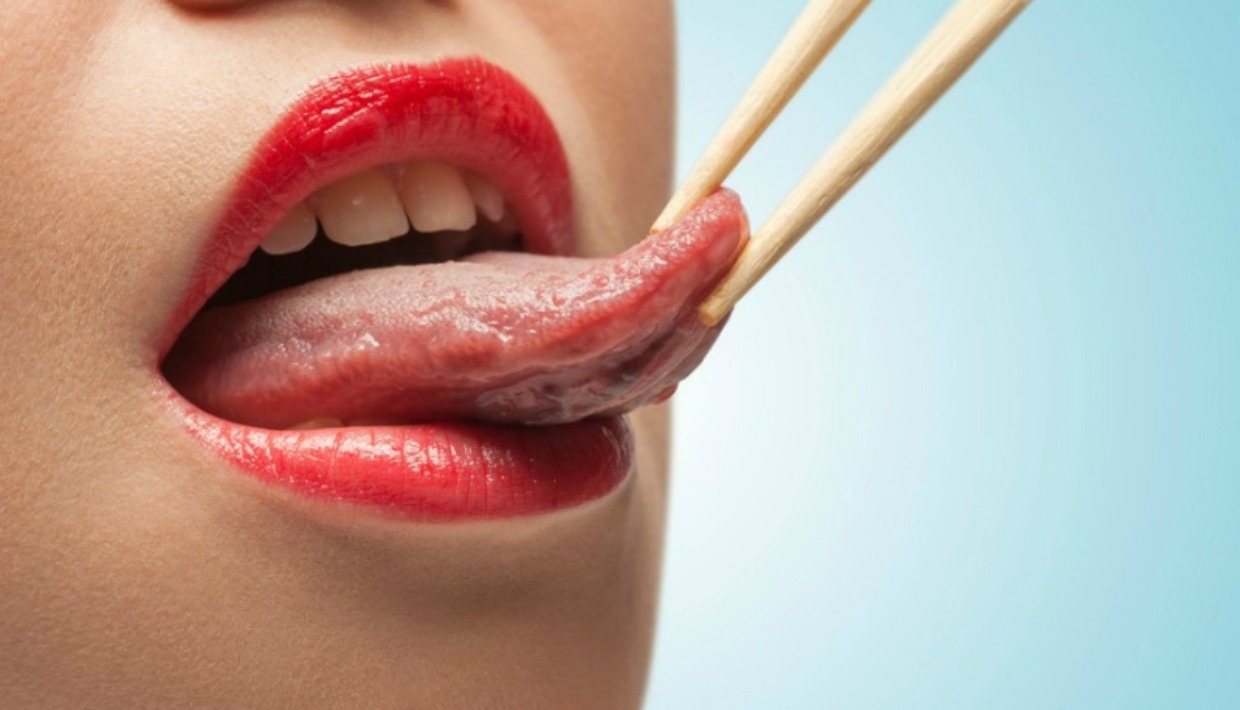 Όλα όσα πρέπει να γνωρίζετε για την πρησμένη γλώσσα – Συμπτώματα και αιτίες