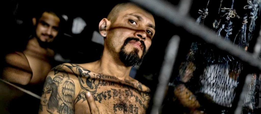 Πάνω από 200 μέλη της διαβόητης συμμορίας MS-13 συνελήφθησαν σε Αμερική και Ελ Σαλβαδορ (φώτο)