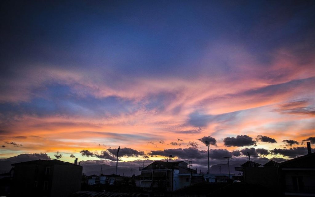 Απόψε η μεγαλύτερη νύχτα του χρόνου – O Ήλιος θα βρεθεί στο χειμερινό ηλιοστάσιο