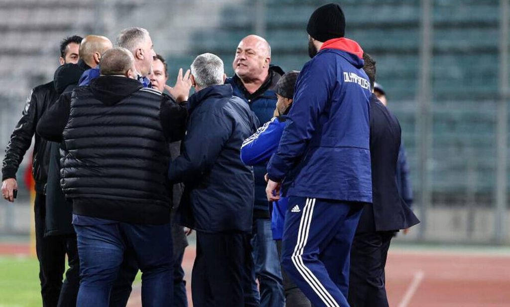 Ολυμπιακός: Ζητά επανάληψη του αγώνα με τον Βόλο και ετοιμάζει μηνύσεις