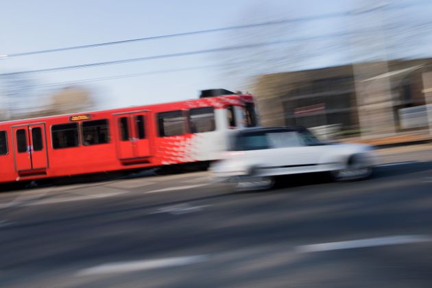 Βόννη: Επιβάτες σταμάτησαν τραμ γιατί λιποθύμησε ο οδηγός