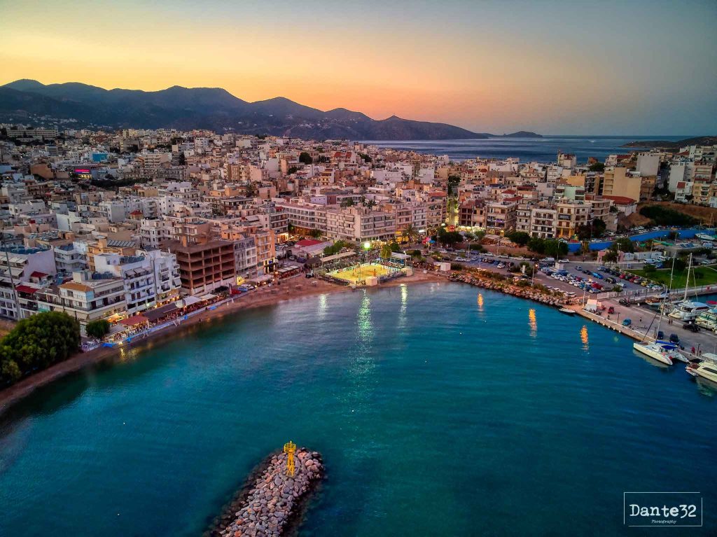 Παράδοξο φυσικό φαινόμενο στον Άγιο Νικόλαο – Ανέβηκε η στάθμη της θάλασσας (βίντεο)