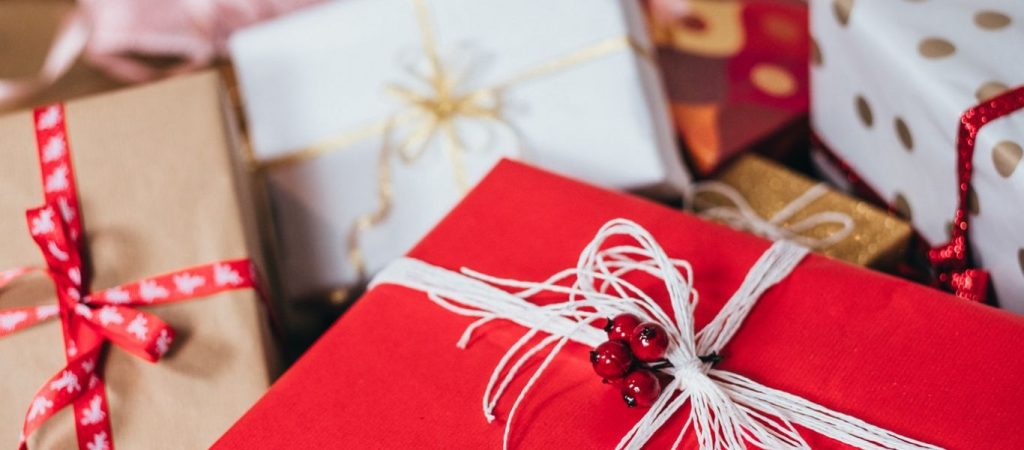 Χριστουγεννιάτικα έξοδα: Πόσα ξοδεύουν σε Ευρώπη και Αμερική;