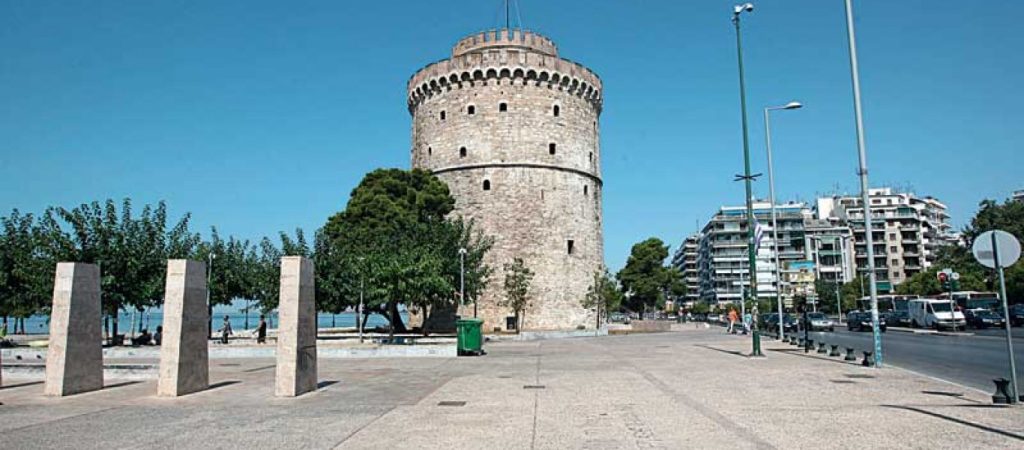 Με ψησταριές γέμισε η πόλη της Θεσσαλονίκης (βίντεο)