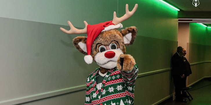 Oι Μιλγουόκι Μπακς εύχονται στα ελληνικά: «Καλά Χριστούγεννα στους Έλληνες!» (φωτο)