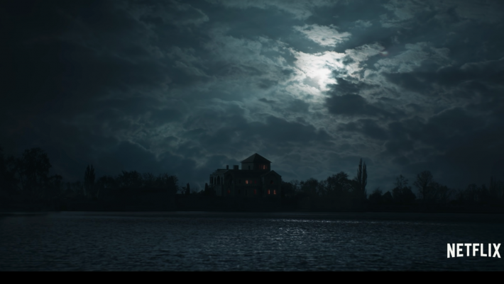 Η πιο αμφιλεγόμενη της χρονιάς: Η σειρά που αποθεώνει το κοινό και θάβουν οι κριτικοί (βίντεο)