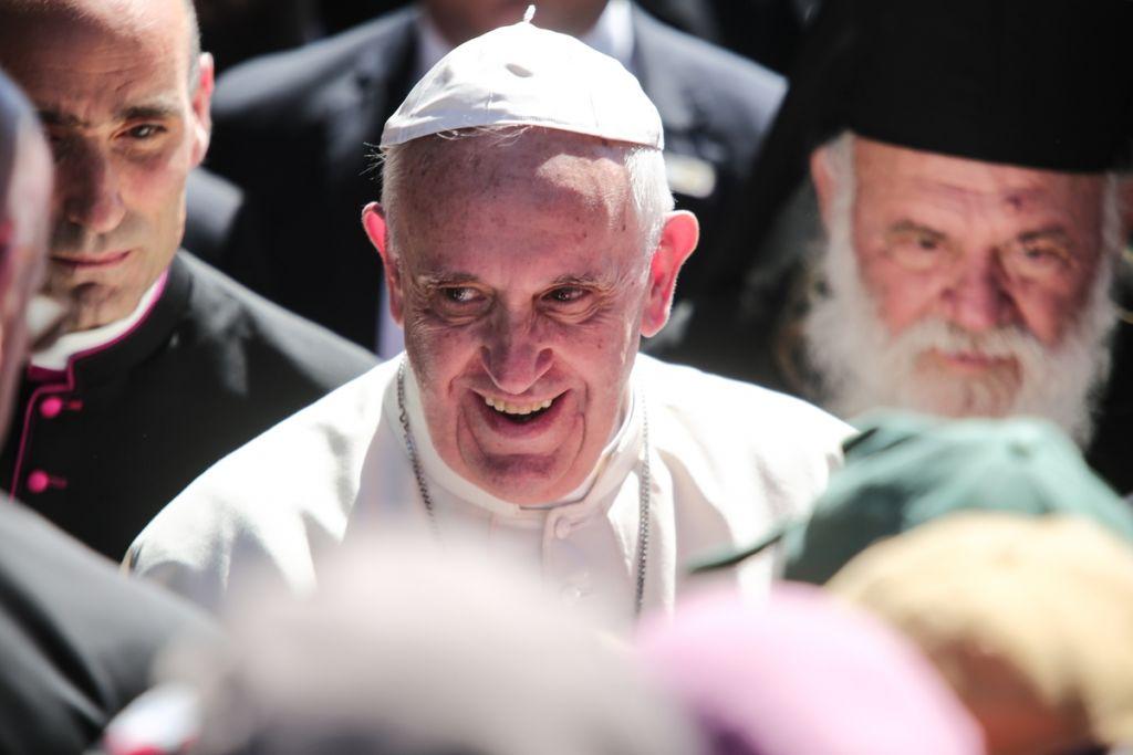 «Βόμβα» Πάπα: Κληρικοί κρατούσαν καλόγριες αιχμάλωτες ως σκλάβες του σεξ