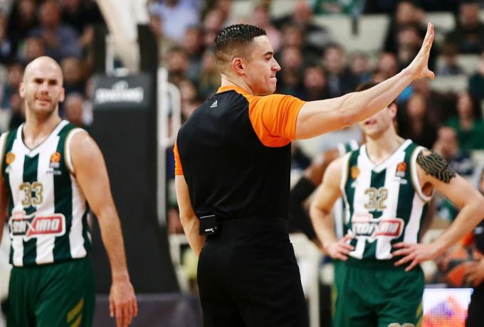 Οι συμπτώσεις του κυρίου Ντιφαλά!