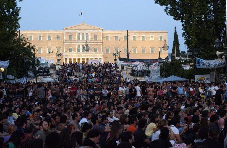 Ο απολογισμός της δεκαετίας για την Ελλάδα: Tα μνημόνια, οι πολιτικές ανατροπές και το δημοψήφισμα που δεν έγινε
