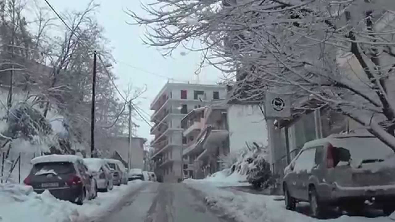 Χωρίς ρεύμα πολλά χωριά της Θήβας – Έντονη χιονόπτωση στην περιοχή