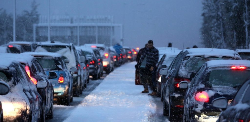 Αθηνών-Λαμίας: Αποκαθίσταται σταδιακά η κυκλοφορία