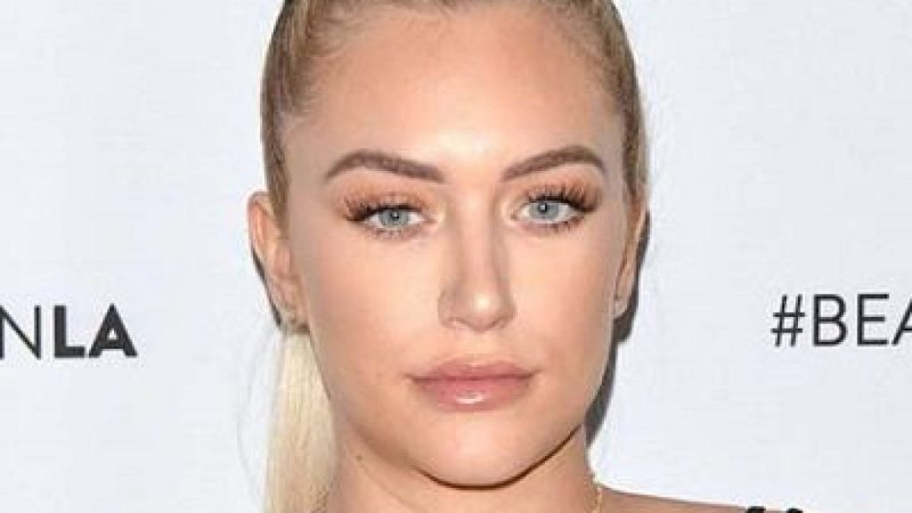 Anastasia Karanikolaou: Η Ελληνίδα φίλη της Kylie Jenner ποζάρει αισθησιακά και «τρελαίνει» κόσμο (φωτο)