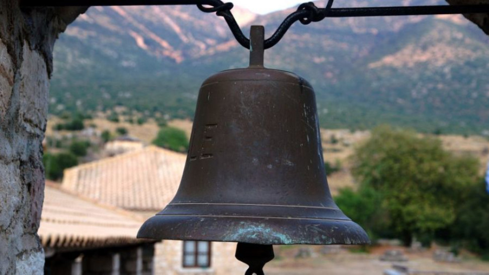 Απειλητικό σημείωμα σε ιερέα στις Σέρρες γιατί χτυπούσε δυνατά η καμπάνα