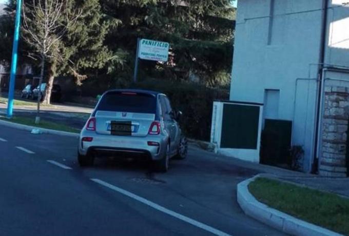 Ο Μπαλοτέλι… κατέστρεψε το αυτοκίνητό του στο γκαράζ του γείτονα!