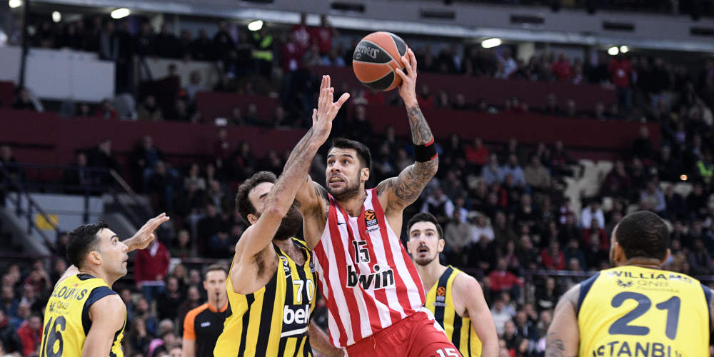 Euroleague: Ήττα Ολυμπιακού 87-96 από τη Φενέρ στο ΣΕΦ (βίντεο)