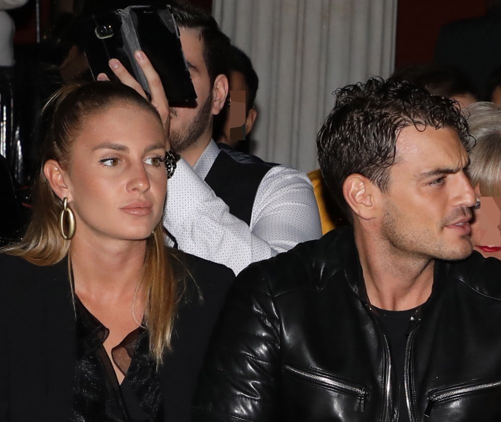 Ξανά μαζί Κ.Δαλάκα – Δ.Φιντιρίκος: Δεν «ξεκολλούσε» από πάνω του (φώτο)