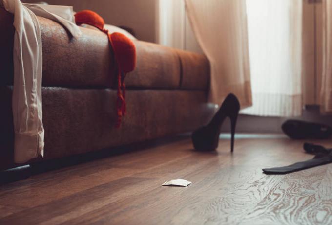 Το ρεβεγιόν των… οργίων στα Βόρεια Προάστια