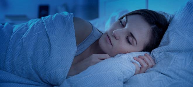 Tα παράξενα πράγματα που μας συμβαίνουν όταν κοιμόμαστε (βίντεο)