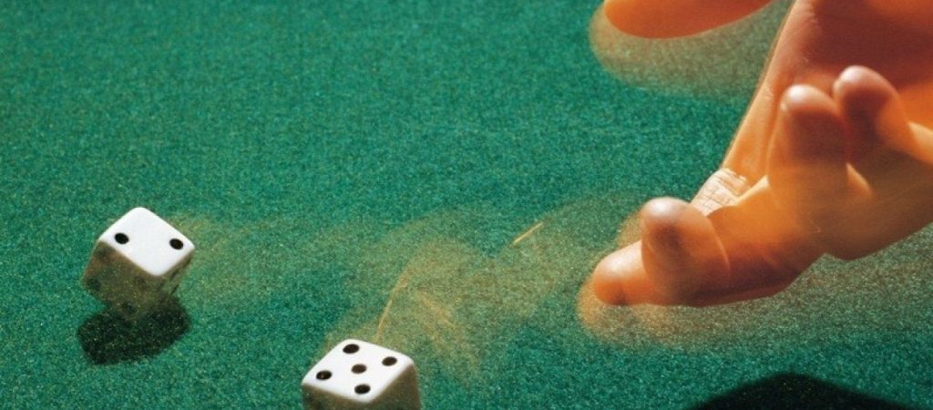 Ηράκλειο Κρήτης: Συλλήψεις για παράνομο τζόγο – Κατασχέθηκαν 21.000 ευρώ