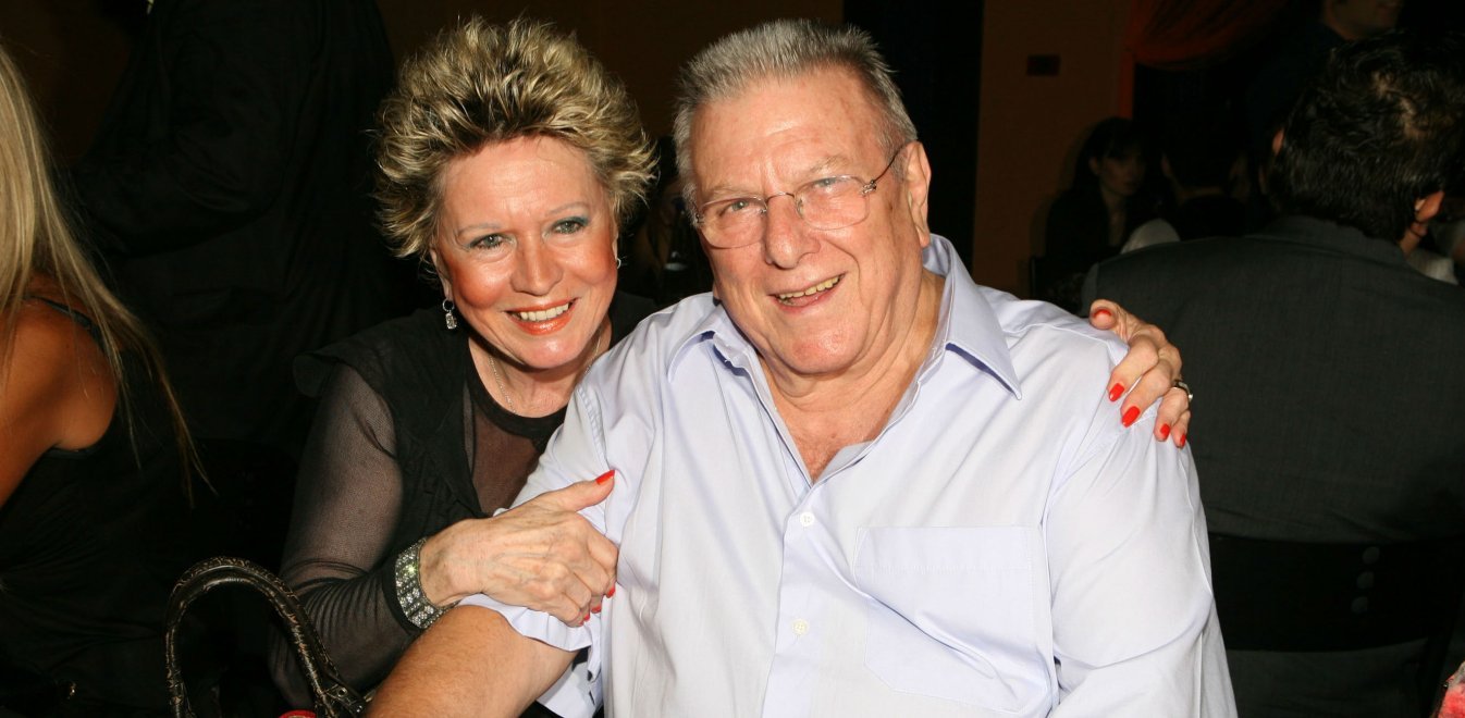 Τα πρώτα λόγια του Κώστα Βουτσά για την Έρρικα Μπρόγιερ – «Ήμασταν πολύ αγαπημένοι και στεναχωρήθηκα πολύ» (βίντεο)