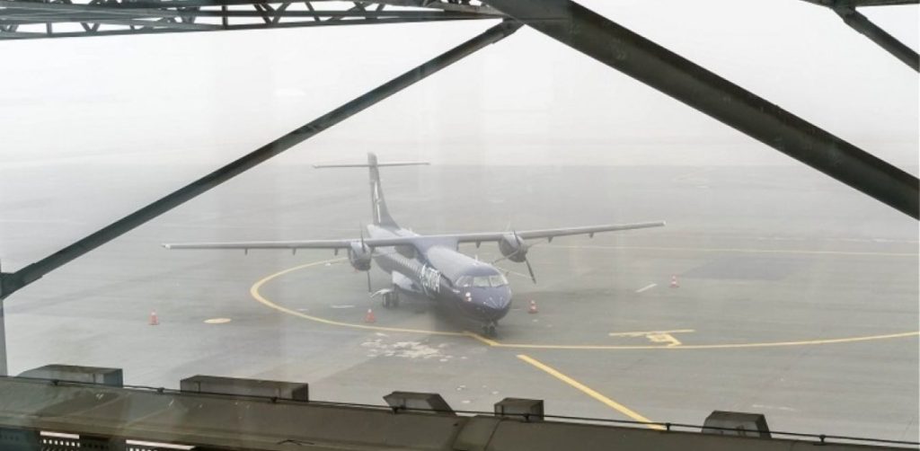 Συναγερμός στο αεροδρόμιο «Μακεδονία»: Έκτακτη προσγείωση αεροπλάνου λόγω της κακοκαιρίας «Ηφαιστίων»