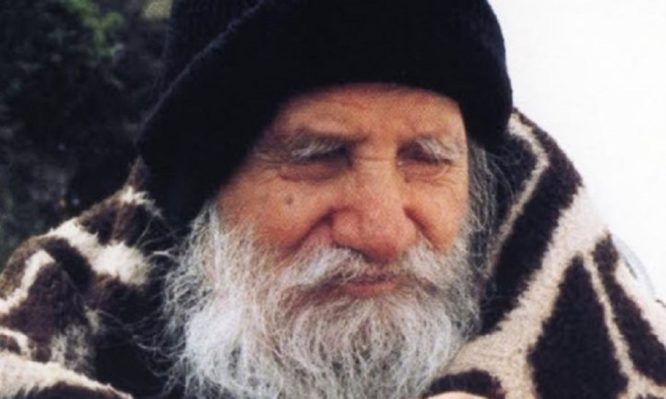 Ο γέροντας Πορφύριος επισκέφθηκε οίκο ανοχής ανήμερα των Φώτων