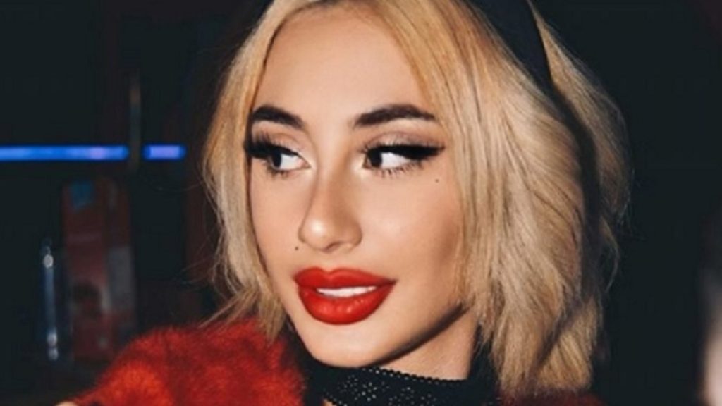 Ποια είναι η πραγματική σχέση της εγγονής του Α.Τσοχατζόπουλου με τον παππού της και γιατί άλλαξε το επίθετό της; (φωτο)