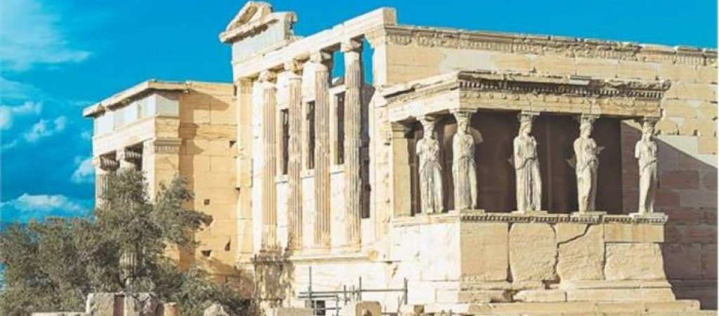 Ερέχθειο: Ένας από τους πιο ιδιόρρυθμους ναούς της ελληνικής αρχαιότητας – Ποια είναι η ιστορία του;