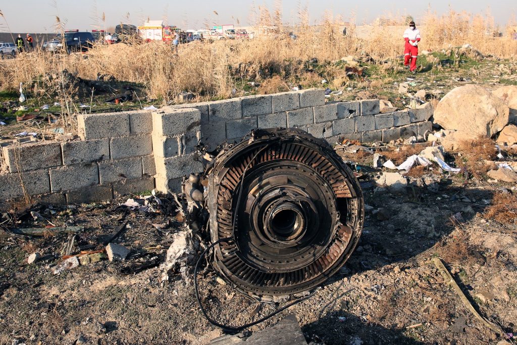 Συντριβή Boeing 737 στο Ιράν: Πιθανότερο σενάριο η κατάρριψη από ιρανικά αντιαεροπορικά!
