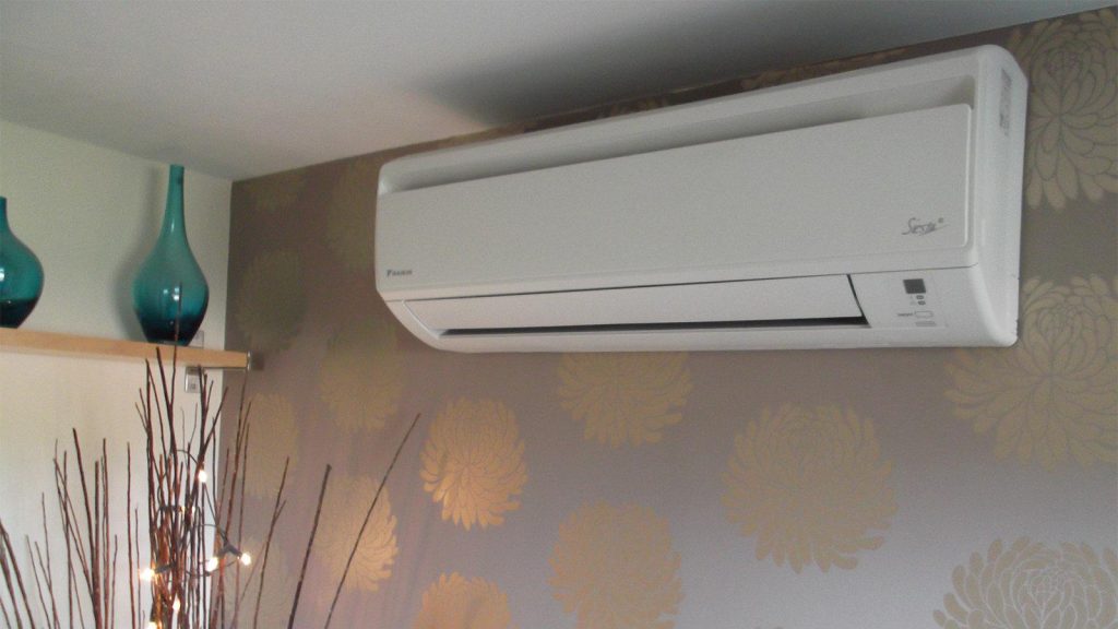 Θα σας «λύσει» τα χέρια – Φτιάξτε μόνοι σας το πρώτο κλιματιστικό που δε θέλει ρεύμα (βίντεο)