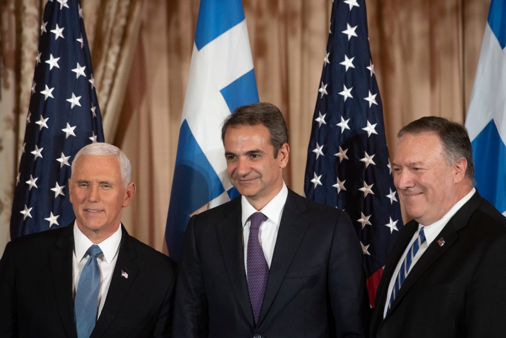 Μέλι «στάζουν» οι Μ.Πενς-Μ.Πομπέο για τον Κ.Μητσοτάκη: «Είμαστε ενθουσιασμένοι με το έργο που επιτελεί ο πρωθυπουργός»