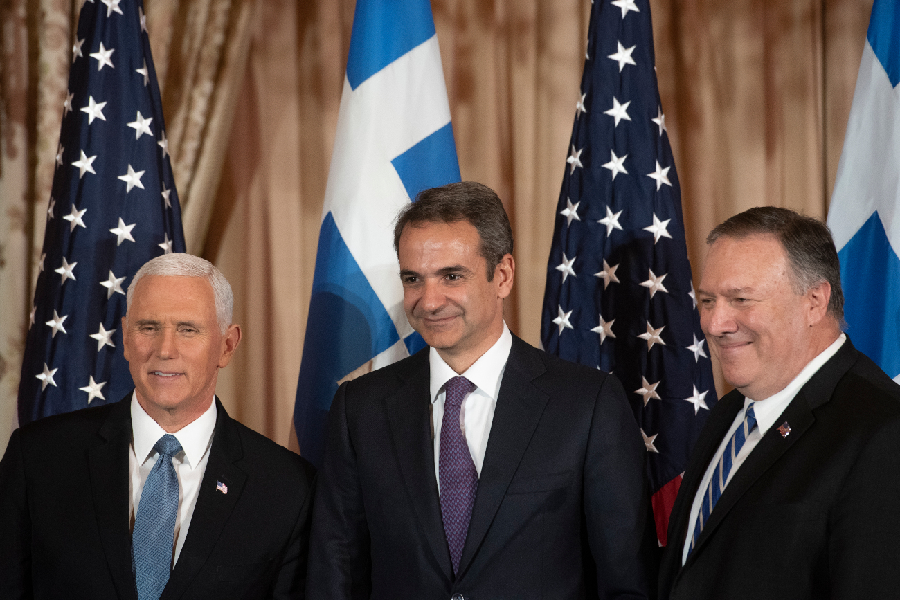 Μέλι «στάζουν» οι Μ.Πενς-Μ.Πομπέο για τον Κ.Μητσοτάκη: «Είμαστε ενθουσιασμένοι με το έργο που επιτελεί ο πρωθυπουργός»