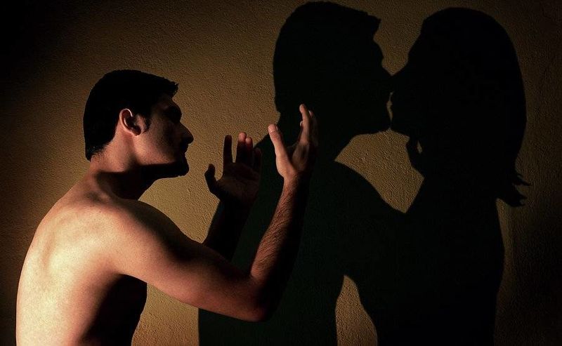 Tο σημάδι στο σώμα που δείχνει σχιζοφρένεια