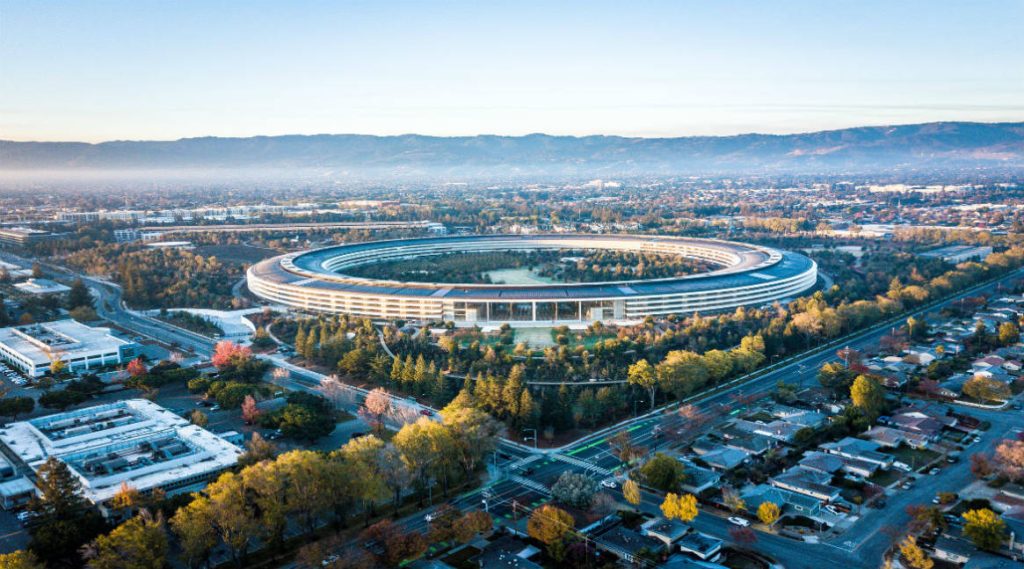 WP: «Για να κάνεις καριέρα στη Silicon Valley πρέπει να κάνεις μπότοξ – Ακόμα κι αν είσαι άντρας»