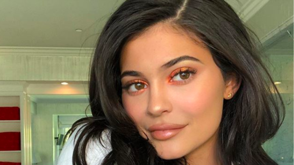 Κάιλι Τζένερ: Κάνει έκκληση για τα ζώα στην Αυστραλία με γούνα μινκ (φώτο)